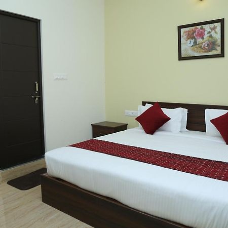 Hotel Bangalore Airport Inn, Near Kempegowda Airport, Airport Pickup & Drop Available 24X7 Devanahalli Dış mekan fotoğraf